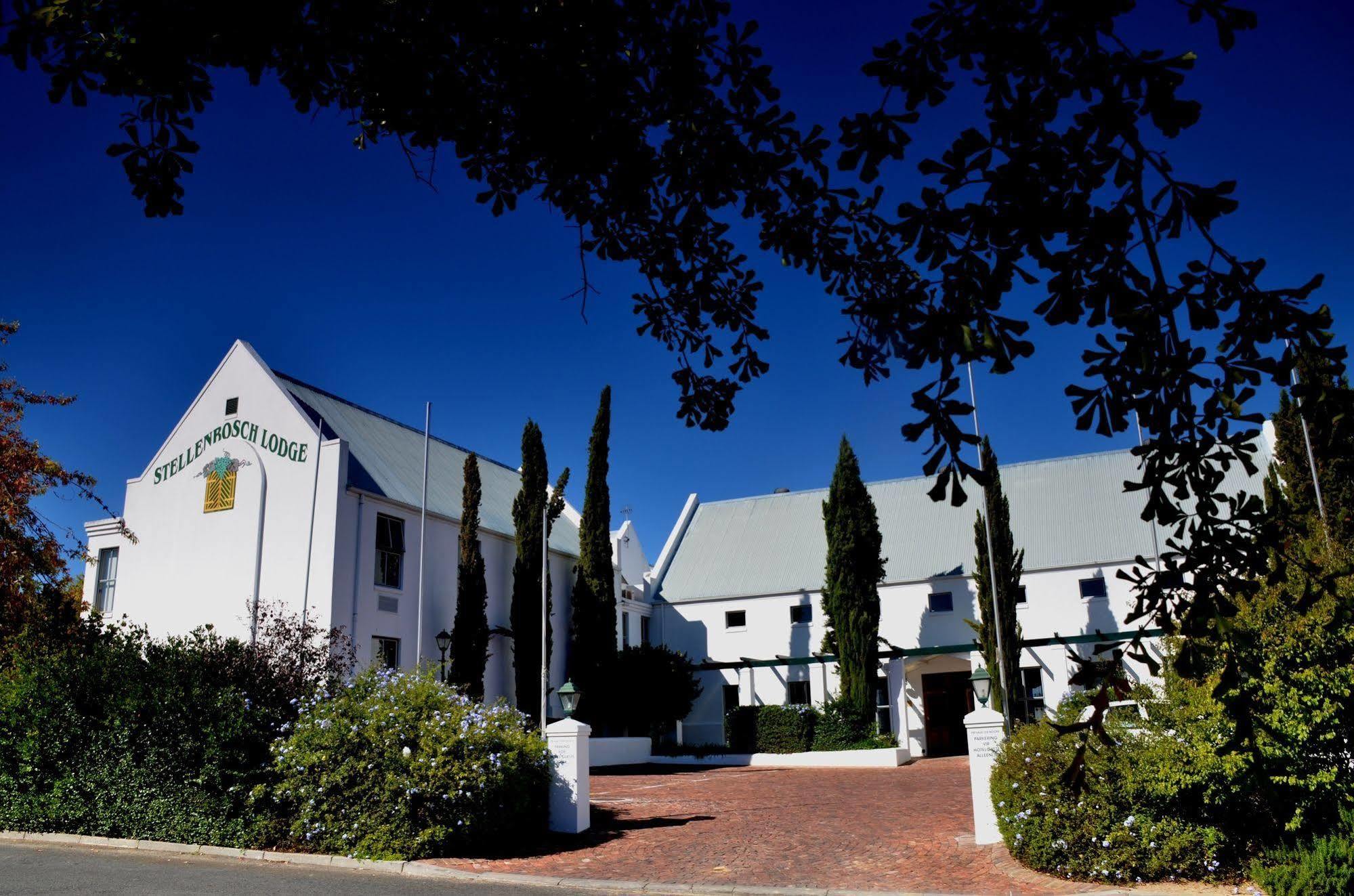Stellenbosch Lodge Hotel & Conference Centre Екстериор снимка